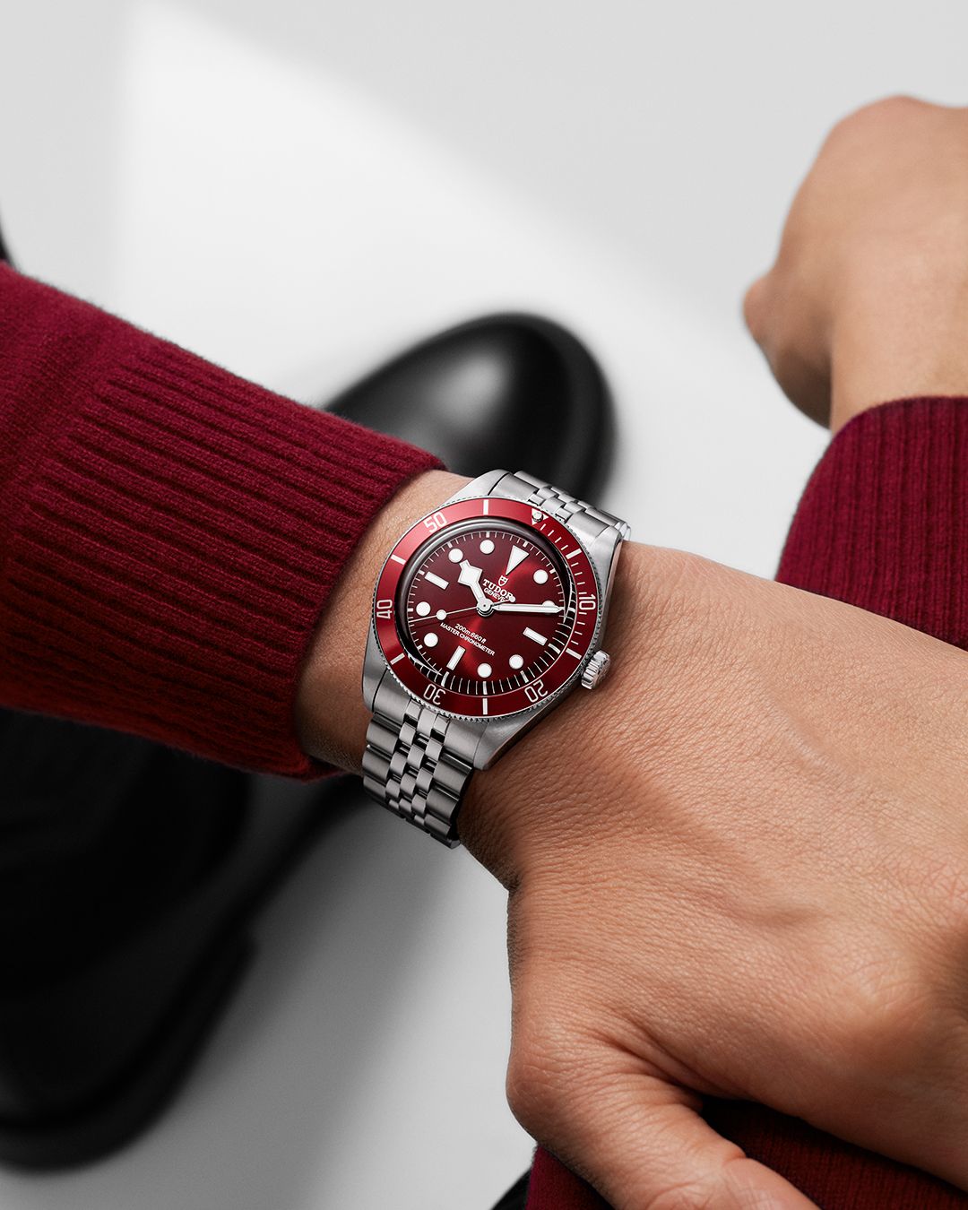 Giải mã cơn sốt hoài cổ dòng Tudor Black Bay mới. 2