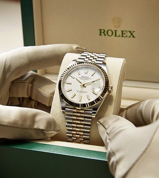 Cách phân biệt đồng hồ Rolex Submariner thật giả chính xác 2