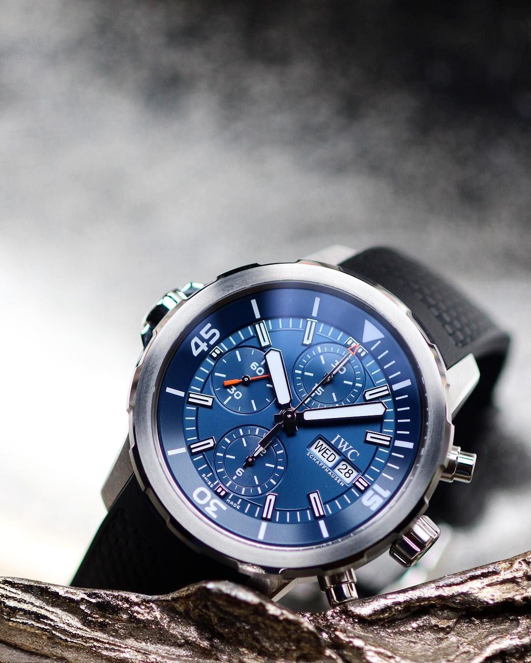 Đánh giá chi tiết cỗ máy lặn biển IWC Aquatimer mới. 1