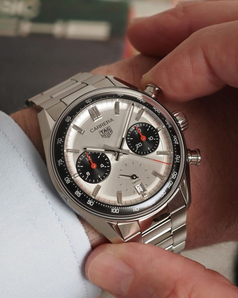 Sức lôi cuốn từ nghệ thuật chế tác Tag Heuer Carrera 1
