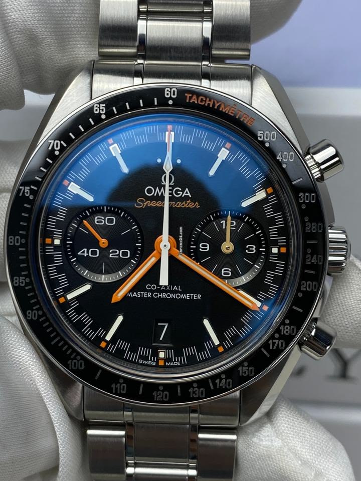 Chiêm ngưỡng cỗ máy bấm giờ thể thao Omega Speedmaster Racing. 1