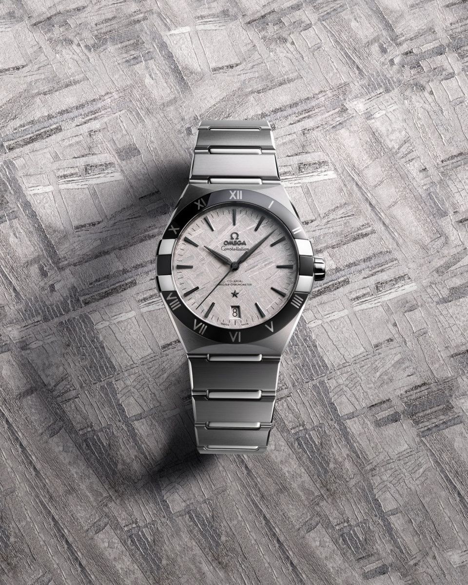 Trải nghiệm mặt số thiên thạch độc bản Omega Constellation mới 1