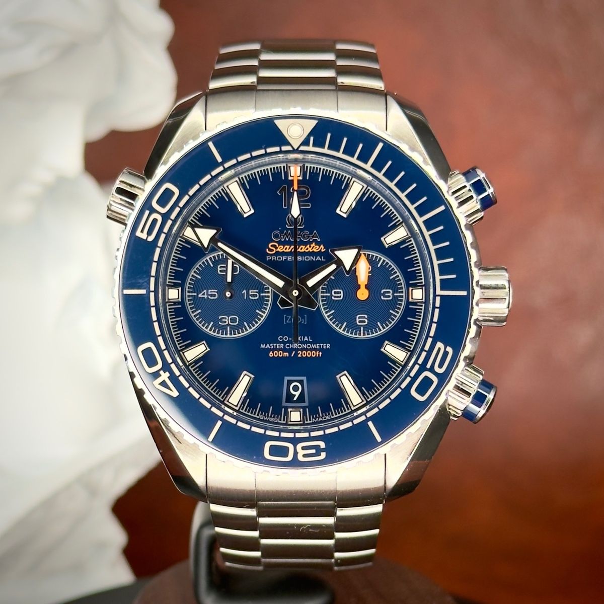 Chiêm ngưỡng vẻ đẹp hoàn mỹ của huyền thoại Omega Seamaster. 2