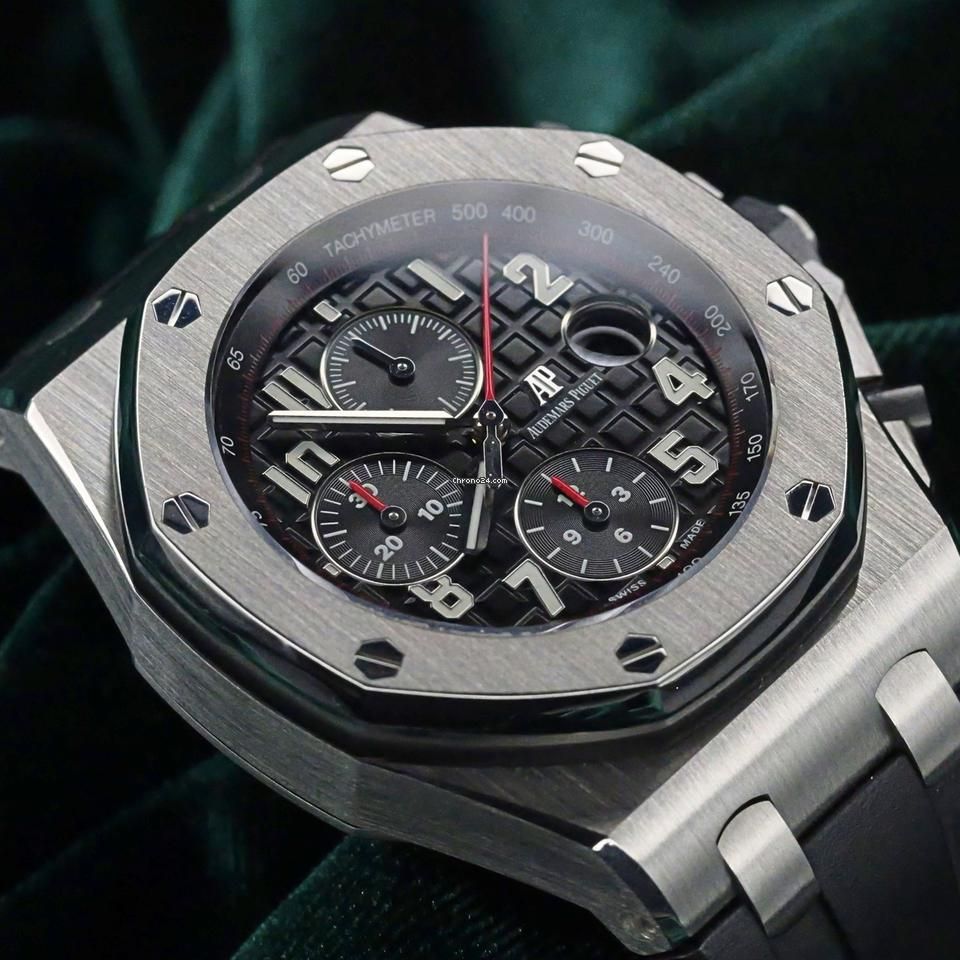 Khám phá bộ vỏ Carbon siêu bền Audemars Piguet Offshore mới. 1