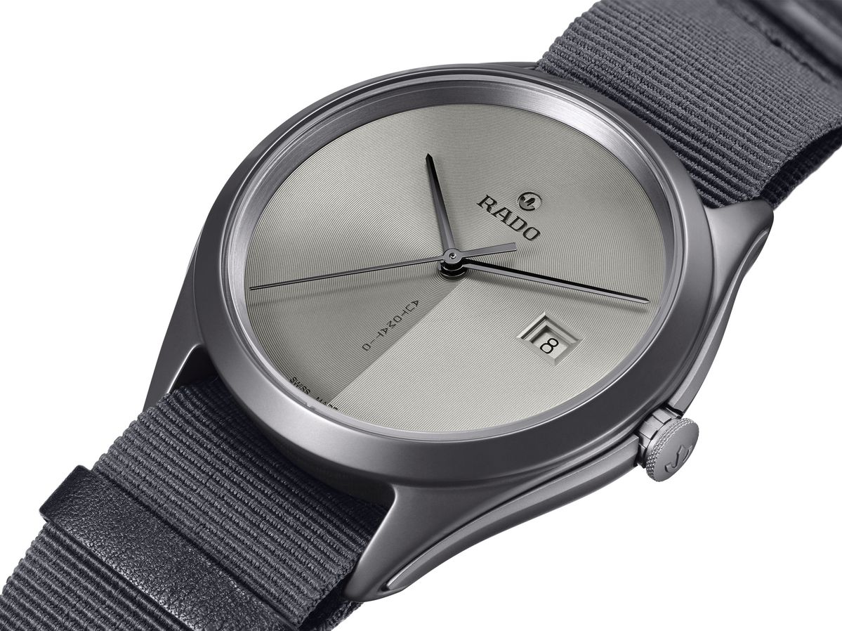 Sức hút khó cưỡng từ mẫu đồng hồ Rado True Thinline. 3