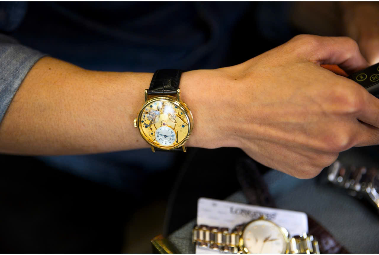 Thu mua nhẫn kim cương cùng đồng hồ Chopard Alpine Eagle 3