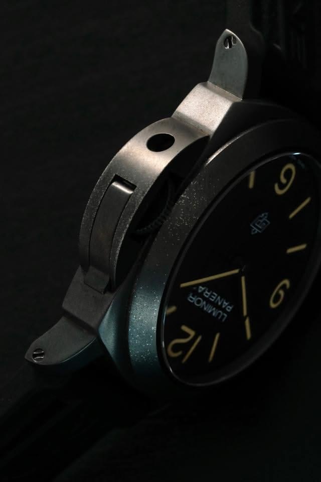 Khám phá nét độc đáo bộ bảo vệ núm Panerai Luminor. 3
