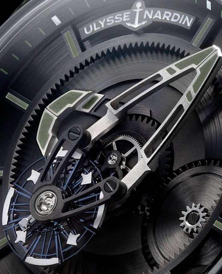 Tìm hiểu cỗ máy không kim độc lạ Ulysse Nardin Freak 2