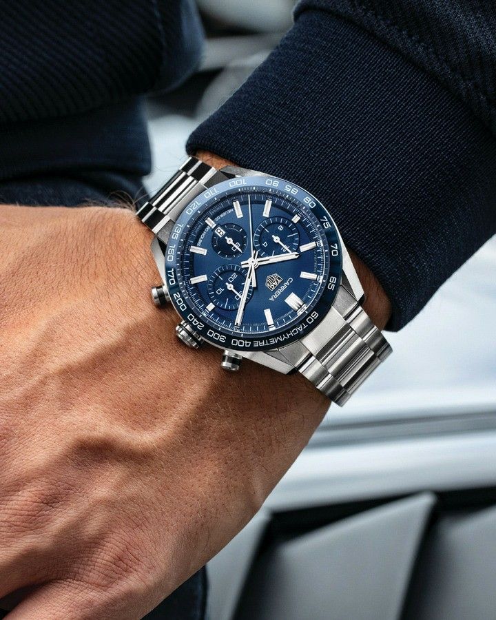 Trải nghiệm tính năng bấm giờ thể thao TAG Heuer Carrera. 3