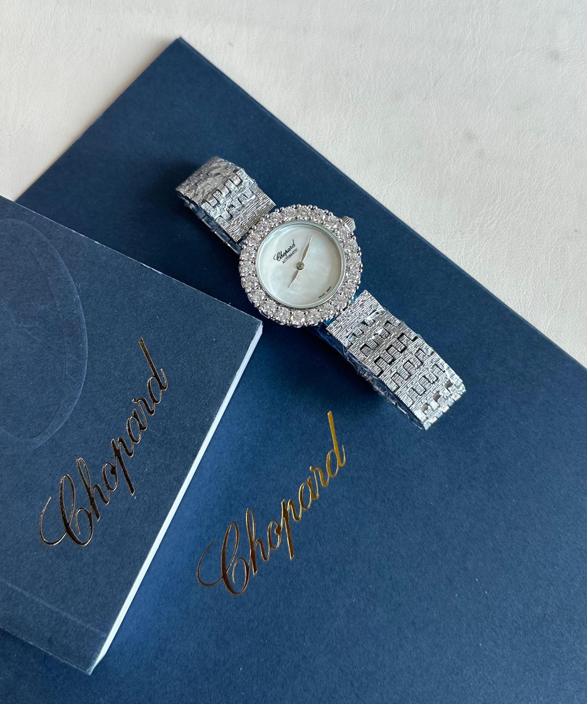 Cảm nhận vẻ đẹp từ viên kim cương nhảy múa Chopard. 3
