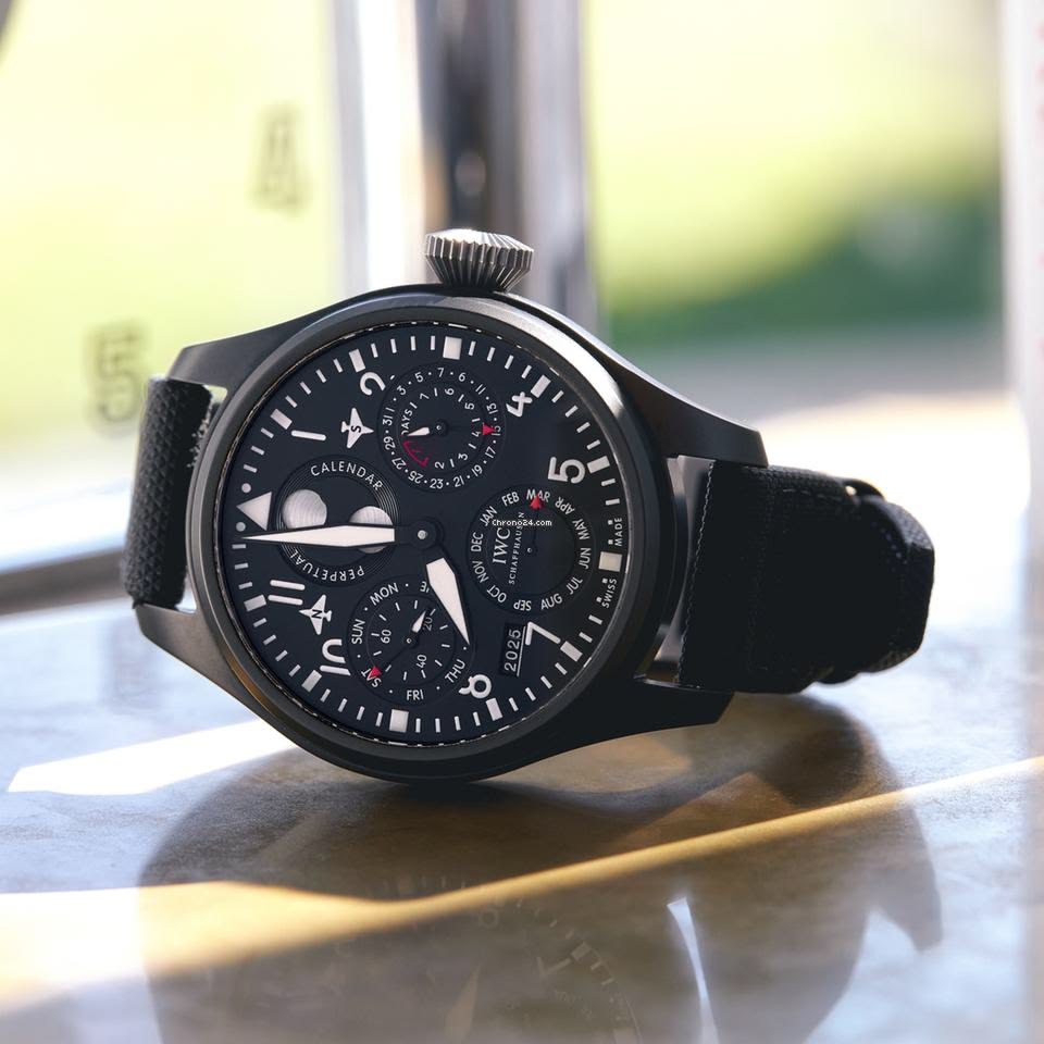 Sức hút mê hoặc từ cỗ máy phi công Glycine Airman 1