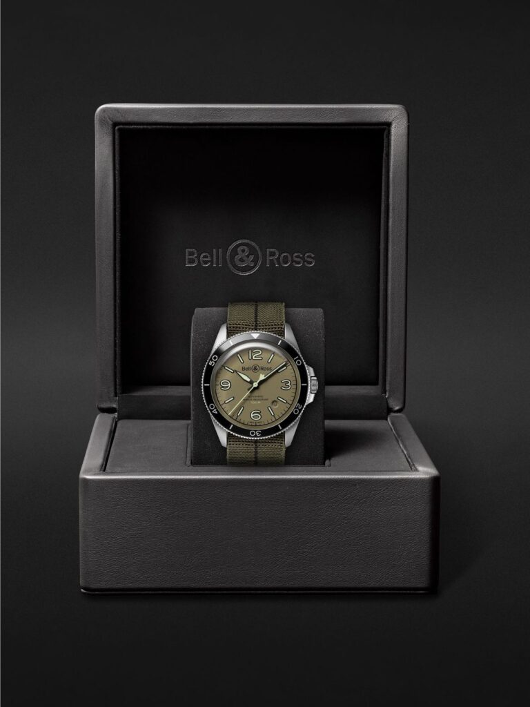 Tìm hiểu phong cách quân sự của dòng Bell Ross BR03. 3