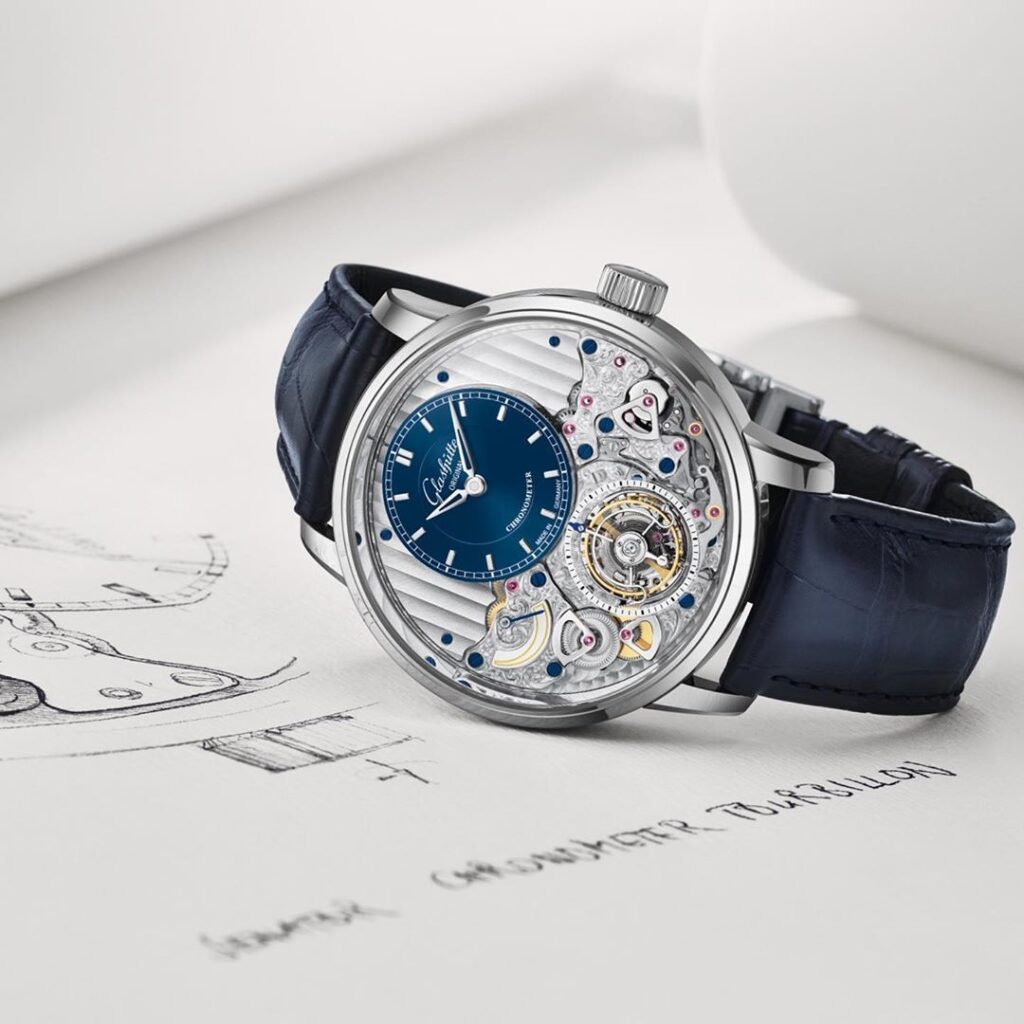 Đánh giá chi tiết thiết kế của Glashutte Original Senator Excellence 2