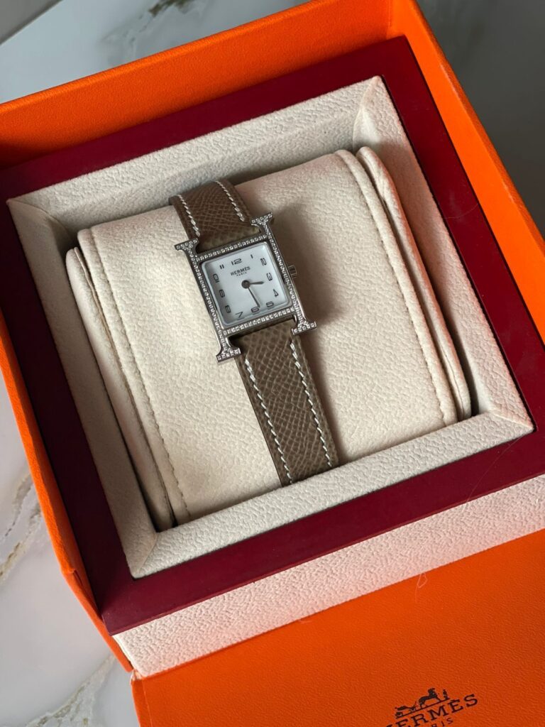 Đánh giá phong cách thiết kế thời trang đỉnh cao Hermes. 3