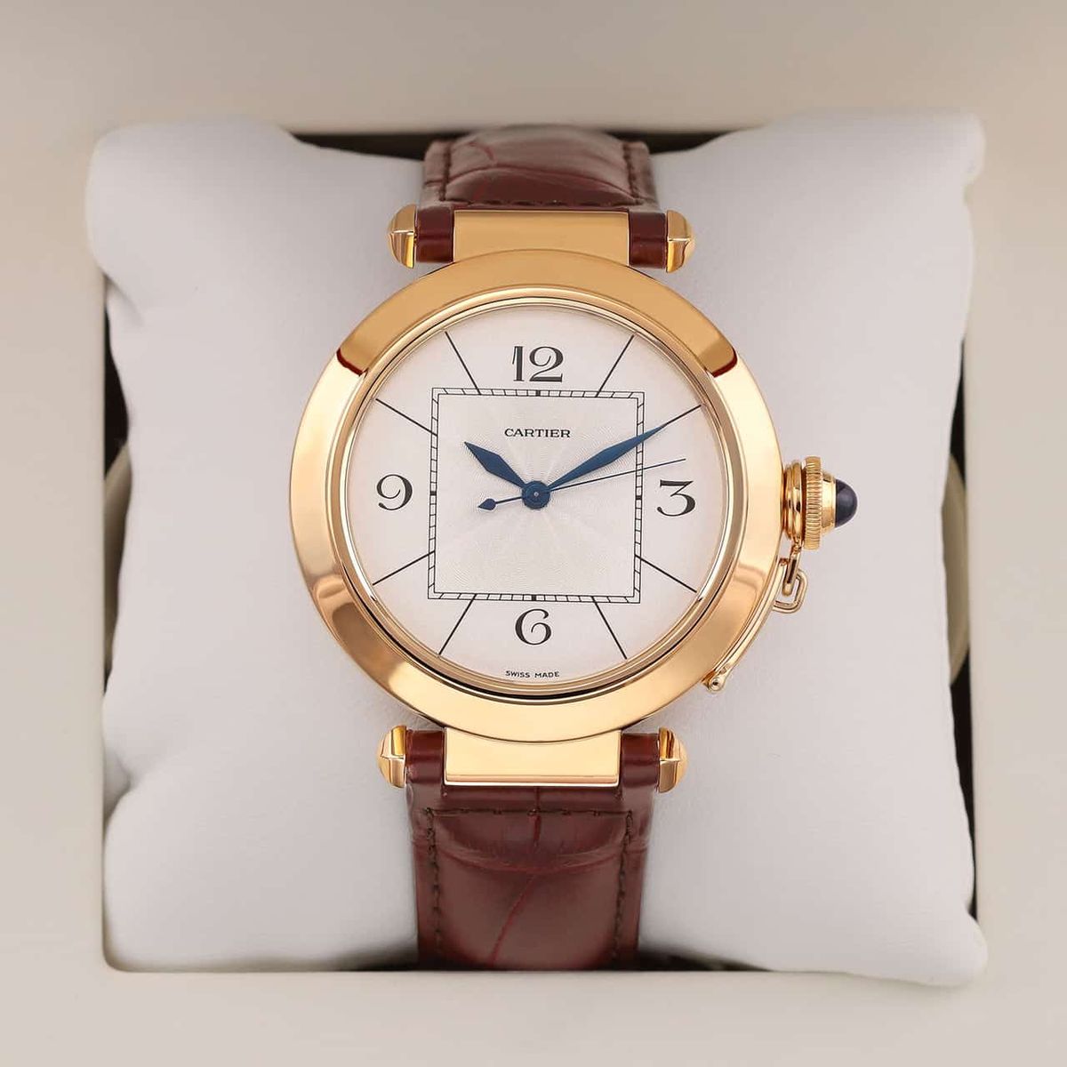 Lịch sử phát triển rực rỡ của dòng máy Cartier Pasha 3