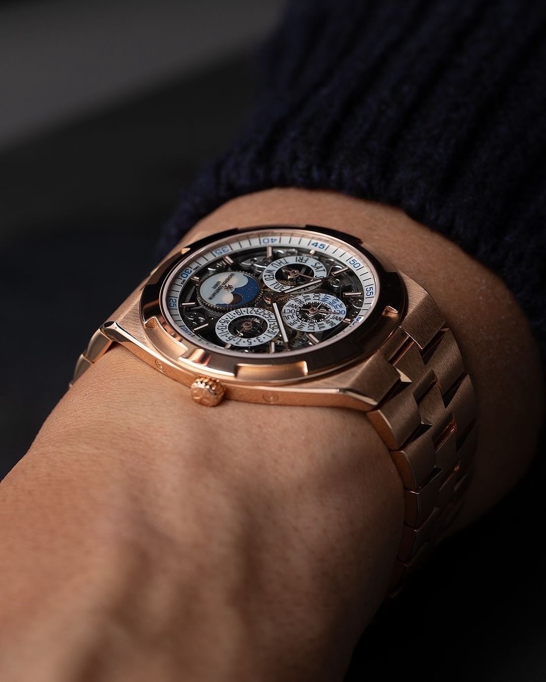 Tại sao mặt số Audemars Piguet Royal Oak hay bị ố vàng? 1