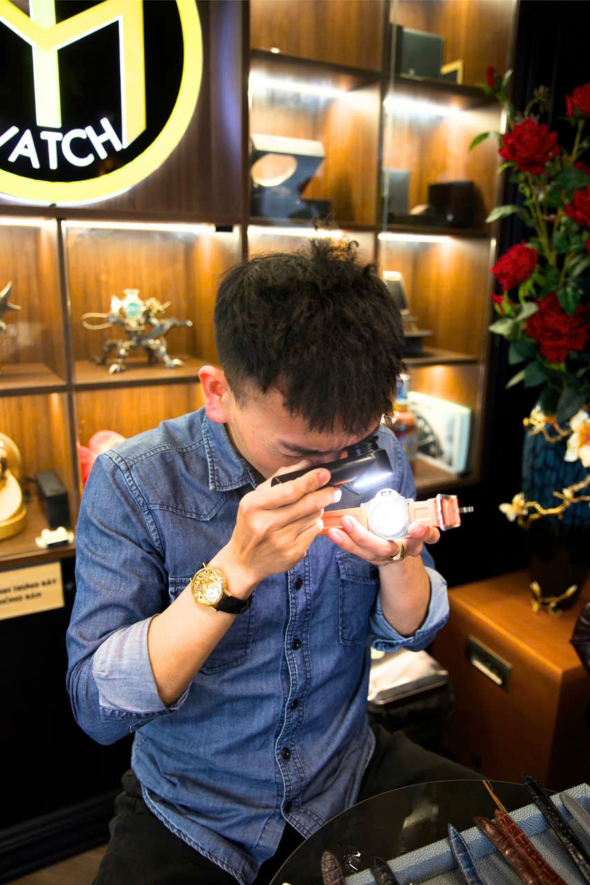 Quy trình thu mua Breitling Chronomat Dịch Vọng.2