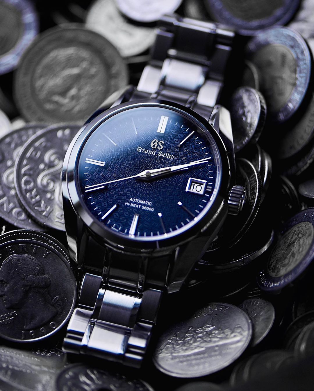 Tại sao kim giây đồng hồ Grand Seiko trôi êm ái thế? 1