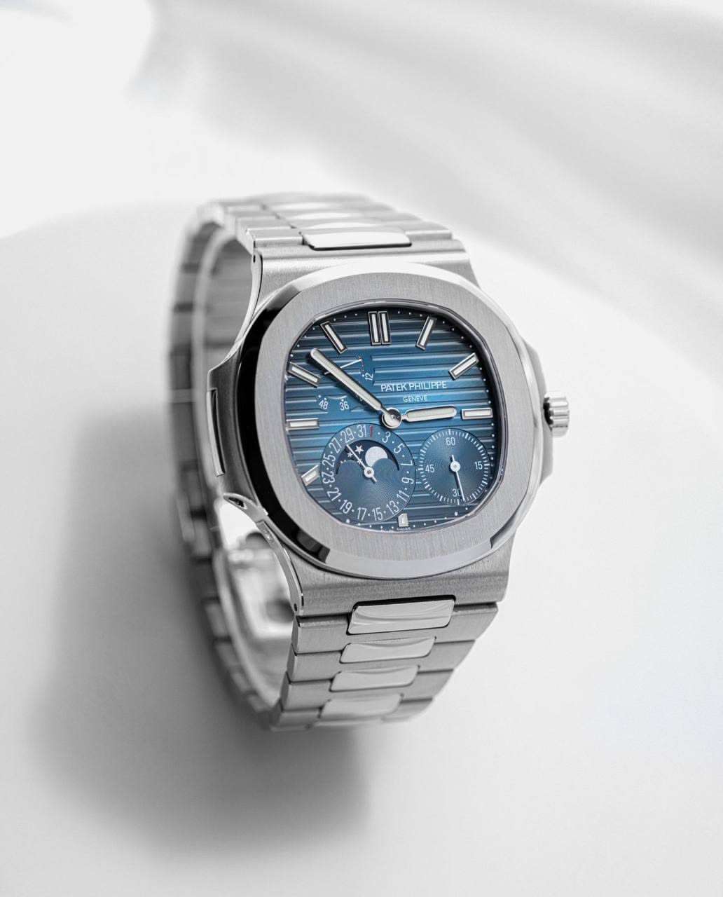 Nguyên nhân lịch trăng Moonphase Patek Philippe Nautilus bị đứng nhảy sai. 2