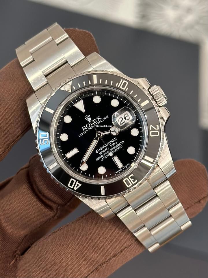 Vì sao dạ quang trên Rolex Submariner mất khả năng phát sáng? 2