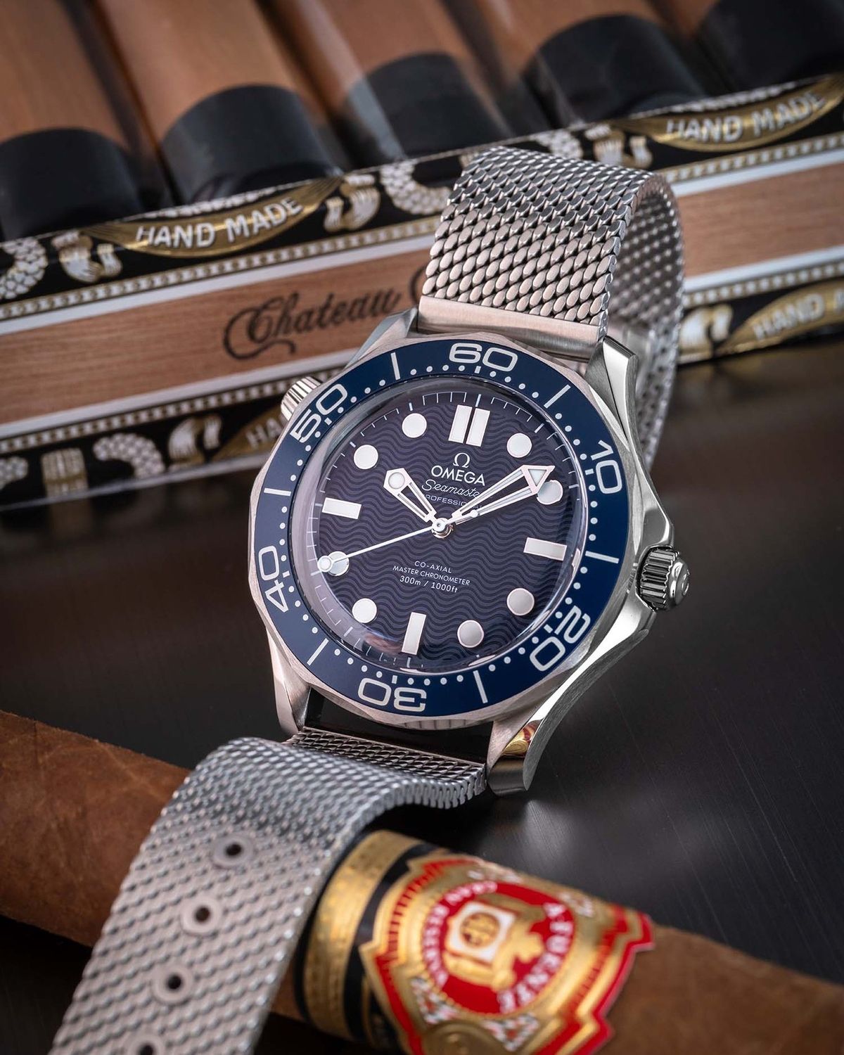 Cách khắc phục tình trạng kẹt lịch ngày đồng hồ Omega Seamaster. 3