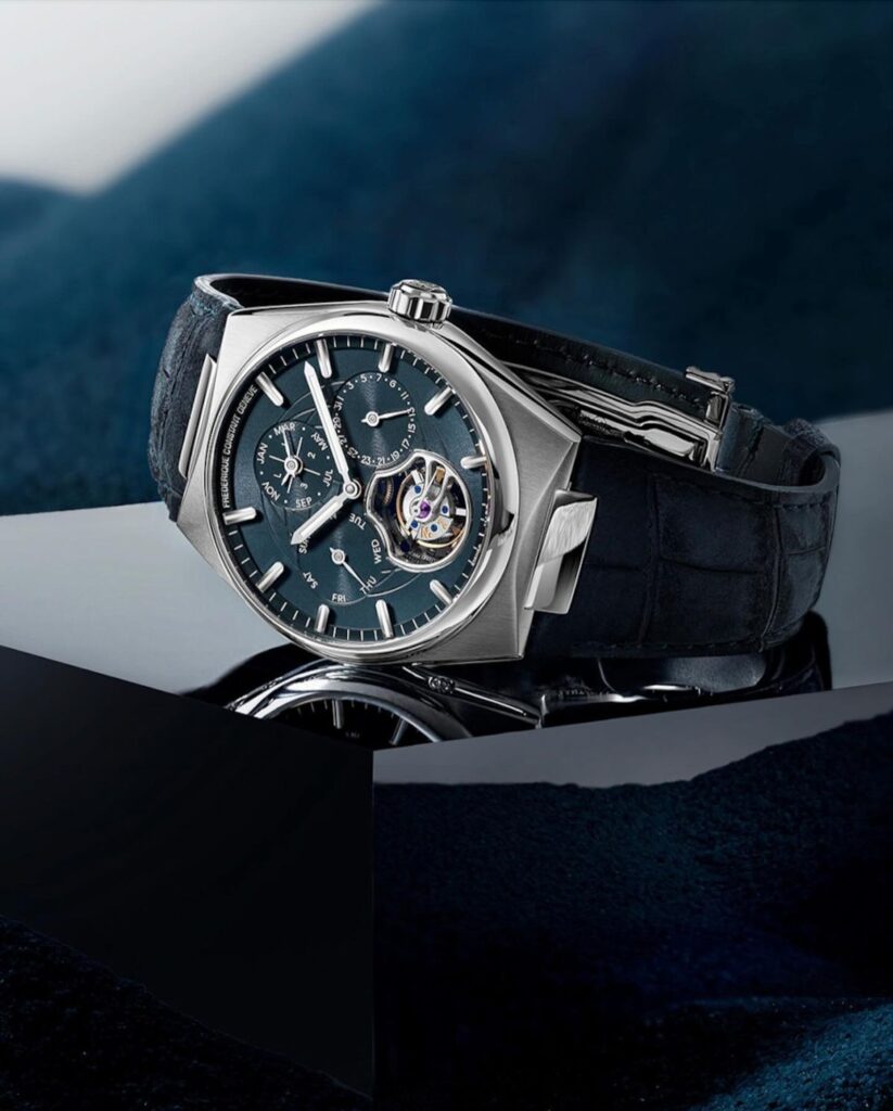 Trải nghiệm đeo thực tế siêu phẩm Frederique Constant Tourbillon Perpetual. 2