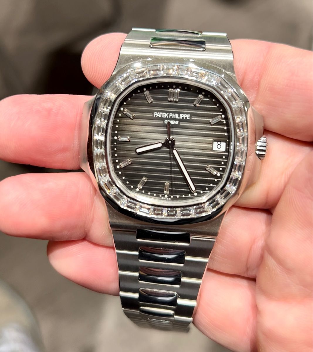 Nghệ thuật đính đá quý thủ công đỉnh cao hãng Chopard 2
