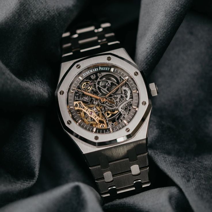 Vẻ đẹp vượt thời gian đến từ thiết kế Audemars Piguet 3