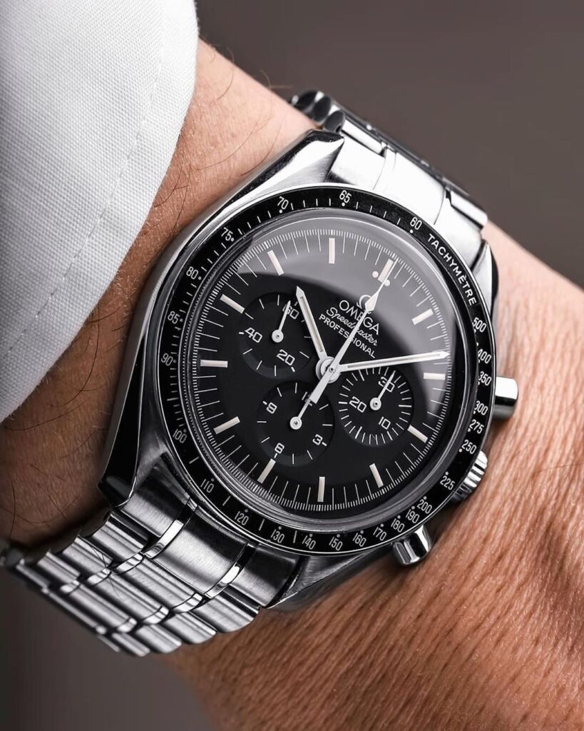 Câu chuyện thú vị đằng sau huyền thoại Omega Speedmaster Professional 3