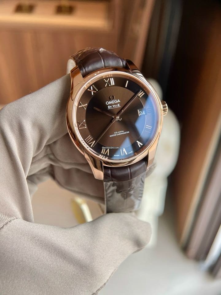 Vì sao Omega De Ville Hour Vision lại hút hồn phái mạnh? 3
