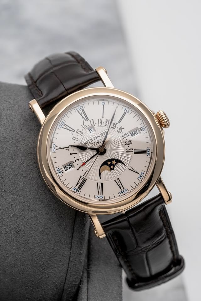 Đánh giá tính năng lịch thường niên Patek Philippe Grand Complications. 1