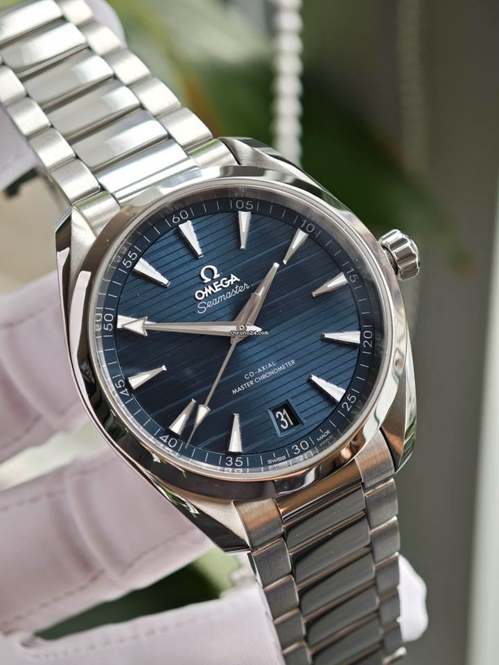 Hiện tượng trôi kim giây không đều trên dòng Omega Seamaster. 1