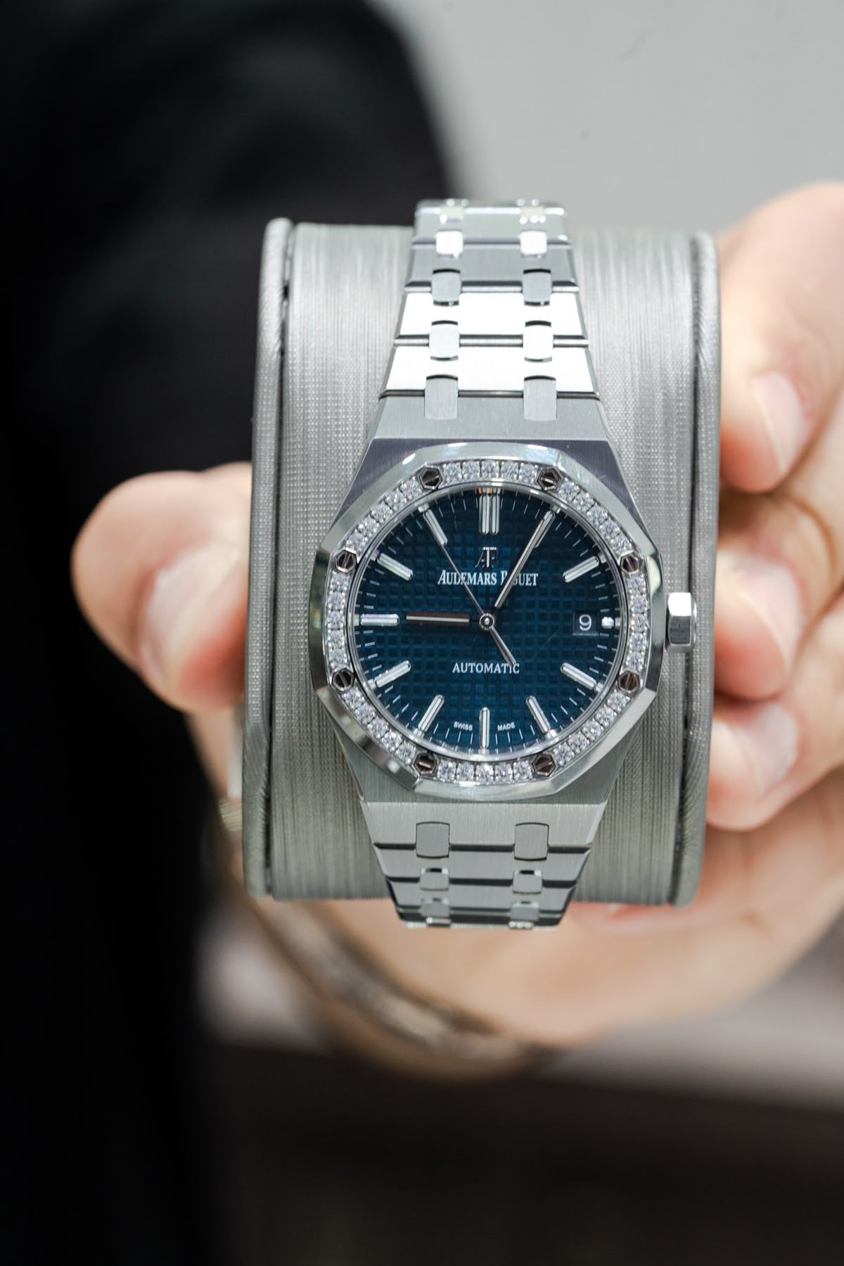 Lỗi đứt dây cót đồng hồ Audemars Piguet do nguyên nhân gì? 2