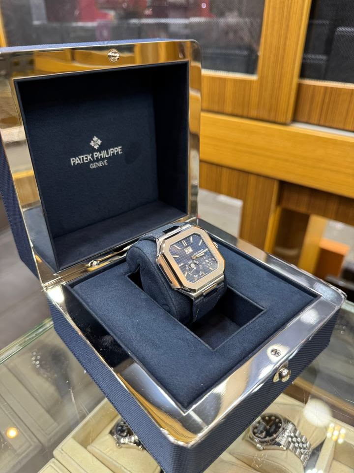Cơ sở thu mua đồng hồ cũ Patek Philippe tại Tây Hồ. 2