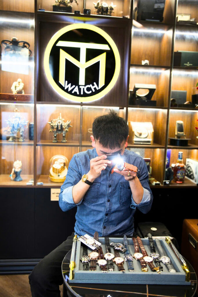 Báo giá nhanh thu mua dong ho cu Jaeger Lecoultre Ba Đình. 1