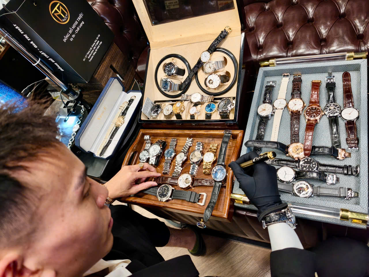 Nơi hỗ trợ gom lại dòng Breitling cũ phố Hàng Bài 1