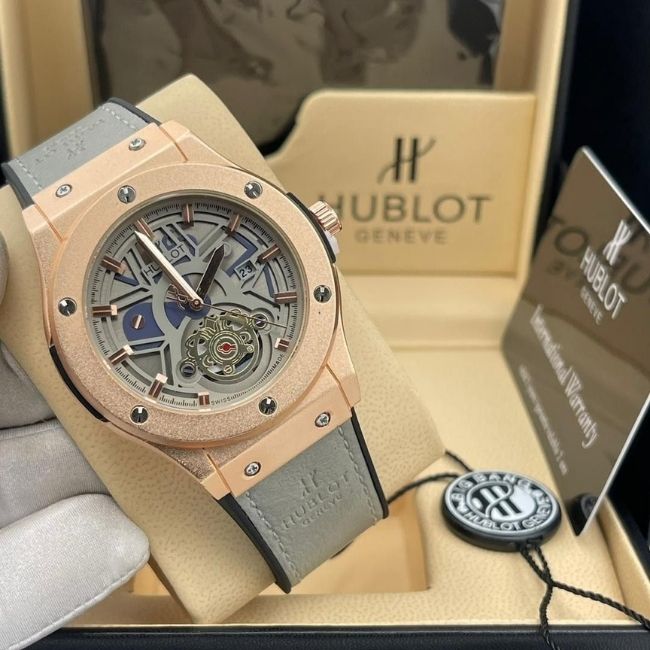 Chia sẻ kinh nghiệm bán đồng hồ Hublot cũ được giá 2