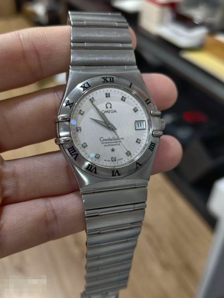 Mẹo bán nhanh qua tiệm thu mua đồng hồ cũ Omega nam. 2