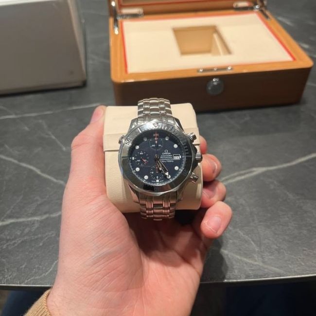 Cách tự kiểm tra đồng hồ Omega chính hãng tại nhà 1
