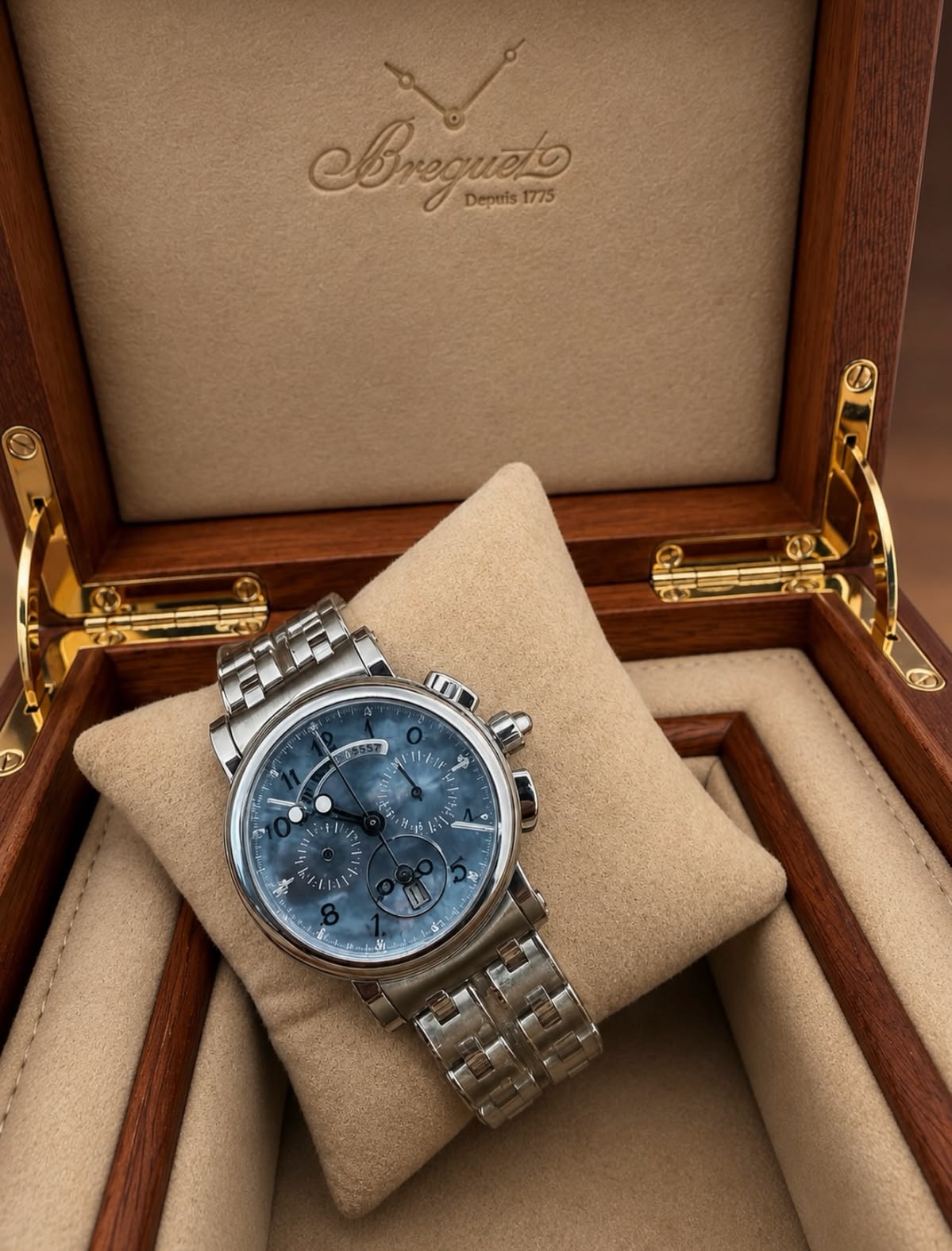  Nghệ thuật tráng men mặt số tuyệt đẹp của hãng Breguet. 1