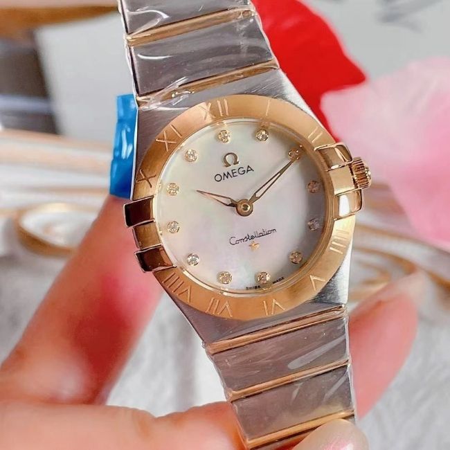 Cách tự kiểm tra đồng hồ Omega chính hãng tại nhà 2