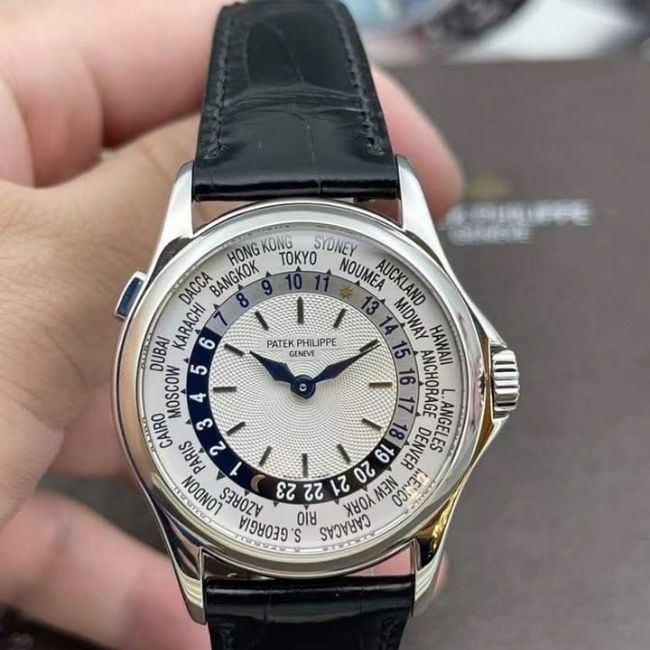 Kỷ vật truyền đời mang tên chiếc đồng hồ cơ Patek Philippe. 2