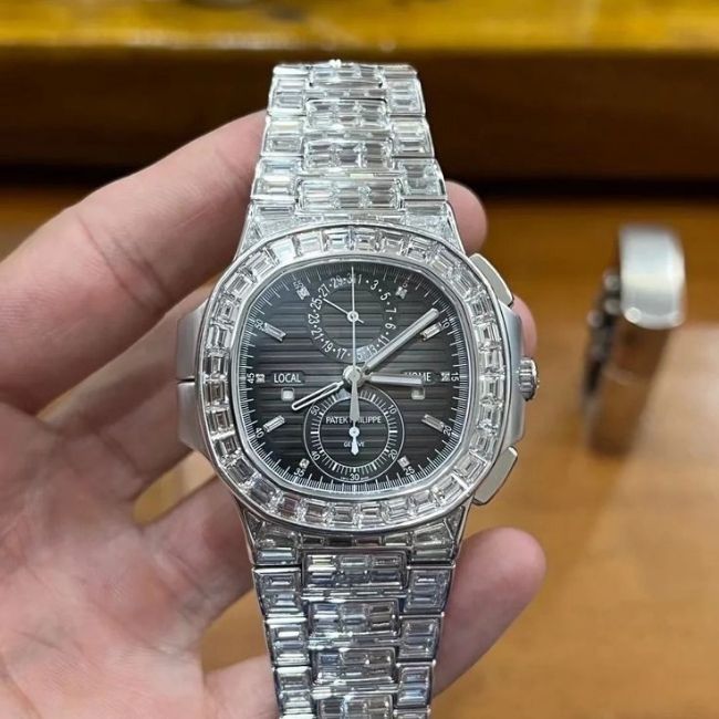 Nghe khách quen kể chuyện thanh lý đồng hồ Patek Philippe 3