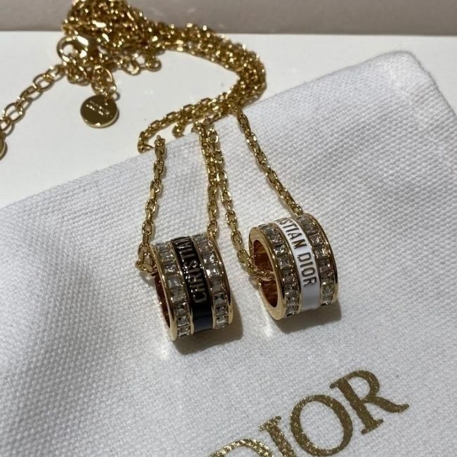 Chuyên thu mua trang sức Dior cũ định giá siêu nhanh 1