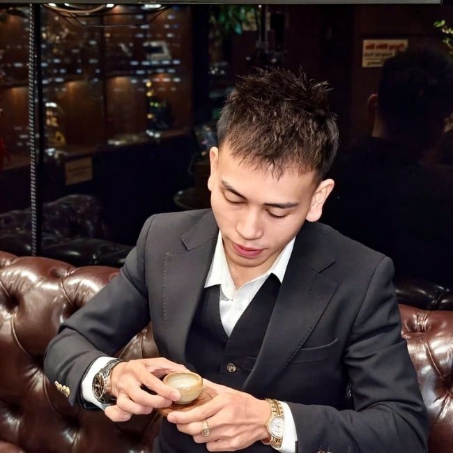Địa chỉ mua lắc tay Montblanc đúc vàng tại Đống Đa 3